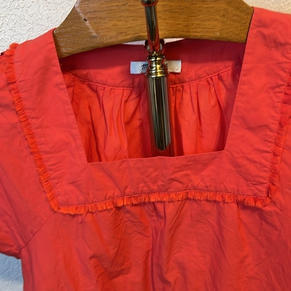 MADEWELL ~ Women’s Coral Eyelet Short Sleeve Cotton Top with Square Neckline - Picture 3 of 7